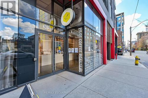 714 - 435 Richmond Street W, Toronto, ON - Outdoor