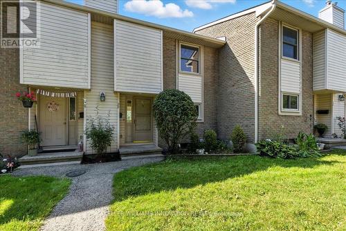 29 - 11 GRAND RIVER BOULEVARD  Kitchener, ON N2A 2T2