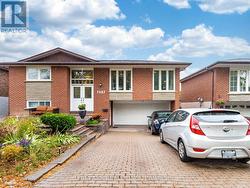7497 MIDDLESHIRE DRIVE  Mississauga, ON L4T 3S3