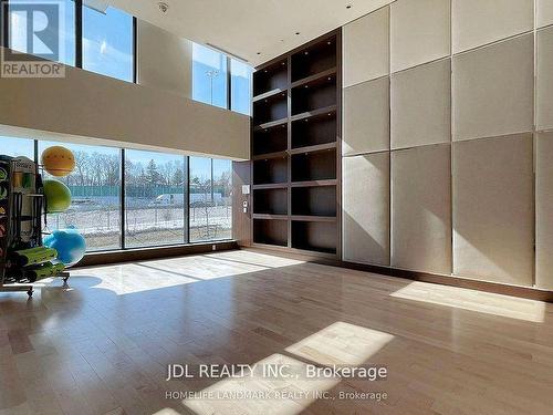 1910 - 95 Mcmahon Drive, Toronto, ON - Indoor Photo Showing Other Room