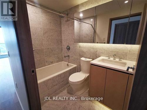 1910 - 95 Mcmahon Drive, Toronto, ON - Indoor Photo Showing Bathroom