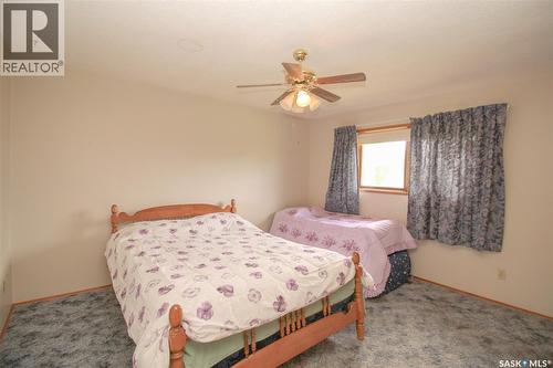 223 2Nd Street W, Climax, SK - Indoor Photo Showing Bedroom