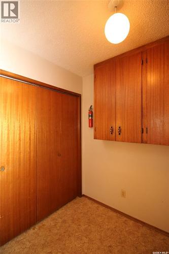 223 2Nd Street W, Climax, SK - Indoor Photo Showing Other Room
