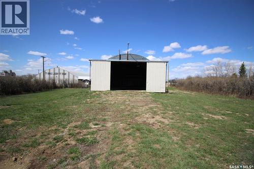 223 2Nd Street W, Climax, SK - Outdoor