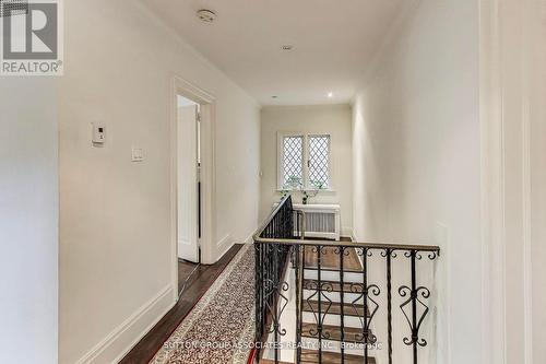202 Forest Hill Road, Toronto, ON - Indoor Photo Showing Other Room