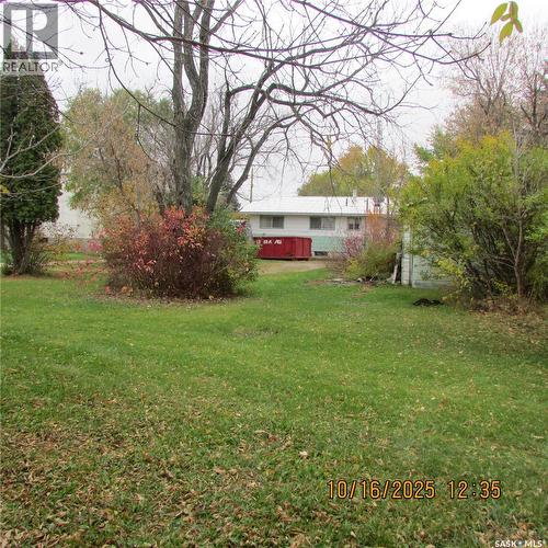 406 Chickney Avenue, Lemberg, SK - Outdoor