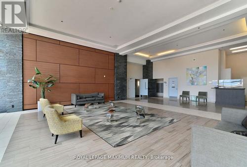 312 - 12 Woodstream Boulevard, Vaughan, ON - Indoor