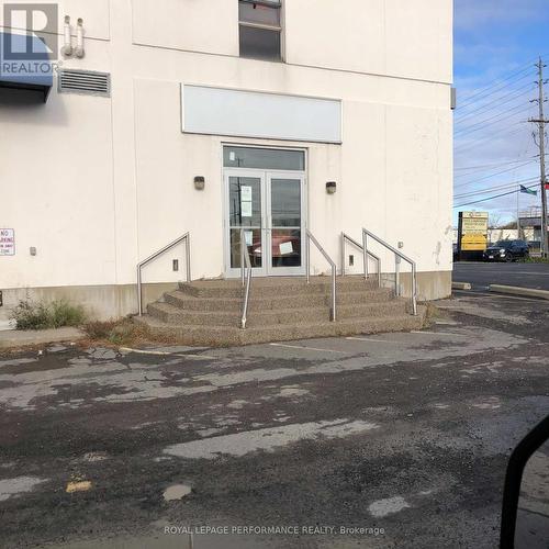 888 Belfast Road, Ottawa, ON 