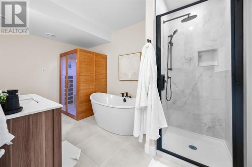 14 Kinglet Way, Conception Bay South, NL - Indoor Photo Showing Bathroom