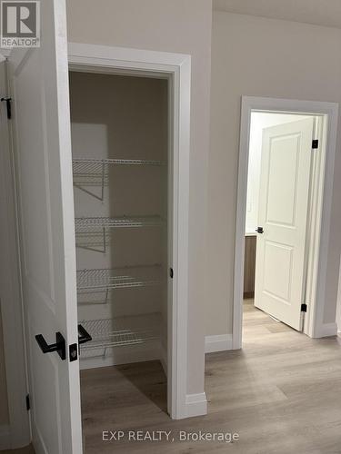 3 Keystone Trail, Welland, ON - Indoor