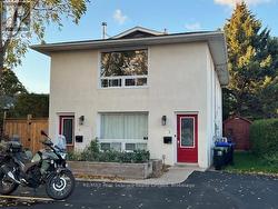 B - 29 FOURTH STREET W  Collingwood, ON L9Y 1R3