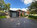2105 Maplewood Drive, Burlington, ON  - Outdoor 