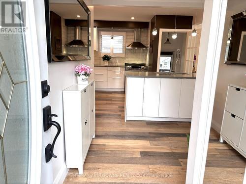 2105 Maplewood Drive, Burlington, ON - 