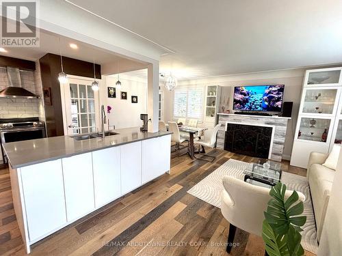 2105 Maplewood Drive, Burlington, ON - Indoor With Fireplace