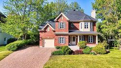 6 Rue des Doublons  Blainville, QC J7C 5X4