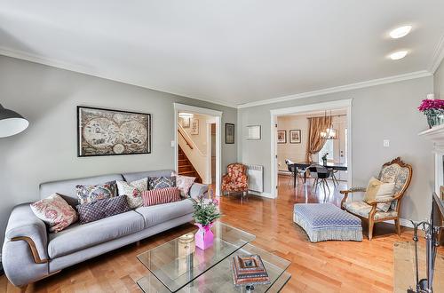 Living room - 6 Rue Des Doublons, Blainville, QC - Indoor Photo Showing Living Room