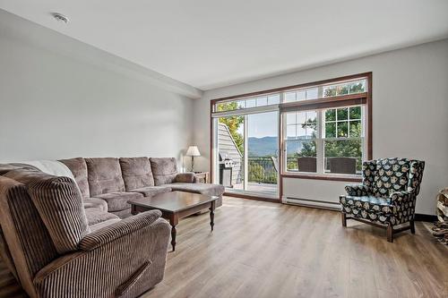 Living room - 8-260 Rue Du Mont-Plaisant, Mont-Tremblant, QC - Indoor Photo Showing Living Room