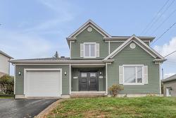 2867 Av. de Montmirail  Québec (Beauport), QC G1C 4P8