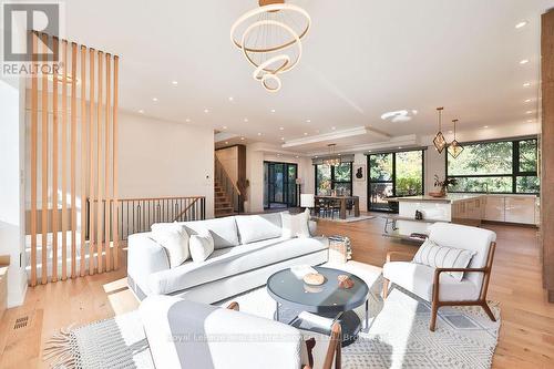 431 Sandlewood Road, Oakville (Wo West), ON - Indoor