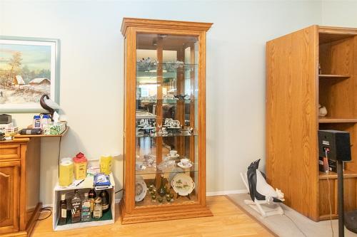 2-1209 Brookside Avenue, Kelowna, BC - Indoor Photo Showing Other Room