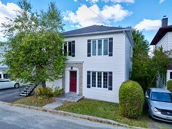 4071  - 4073 Rue St-Denis  Thetford Mines, QC G6H 1T8