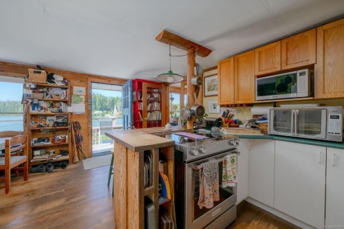 310 Tower Rd, Bamfield, BC 