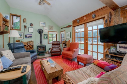 310 Tower Rd, Bamfield, BC 