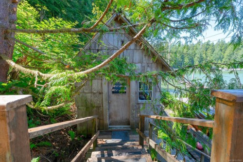 310 Tower Rd, Bamfield, BC 