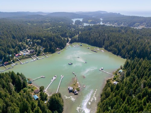 310 Tower Rd, Bamfield, BC 