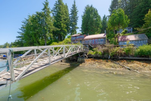 310 Tower Rd, Bamfield, BC 