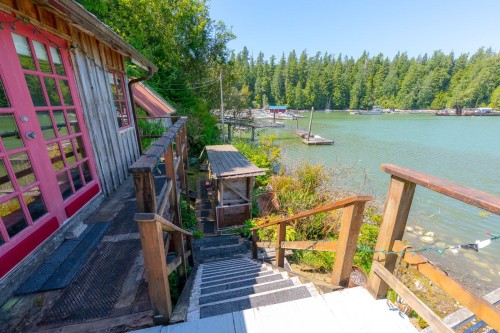 310 Tower Rd, Bamfield, BC 