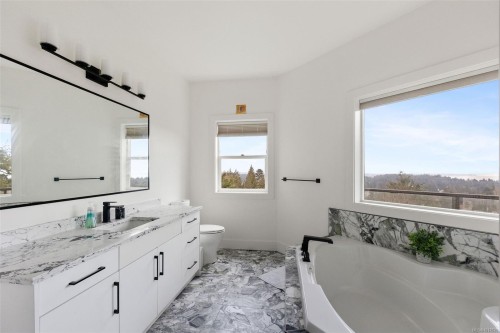 3346 Ravenwood Rd, Colwood, BC 