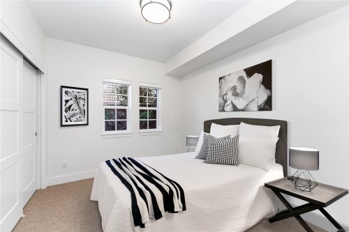 102 C-1224 Richardson St, Victoria, BC - Indoor Photo Showing Bedroom