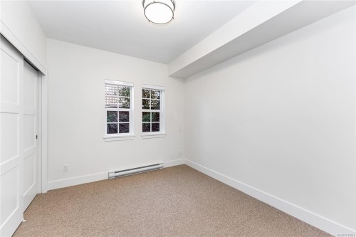 102 C-1224 Richardson St, Victoria, BC - Indoor Photo Showing Other Room