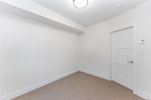 102 C-1224 Richardson St, Victoria, BC - Indoor Photo Showing Other Room