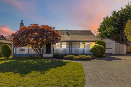 711 Miller Ave, Saanich, BC 