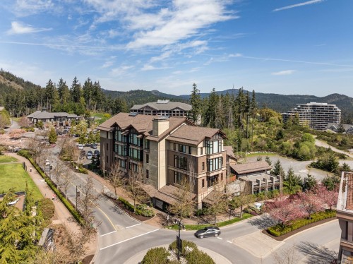 201-2049 Country Club Way  Langford, BC V9B 0H8