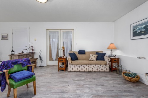 2043 Valley View Dr, Courtenay, BC 