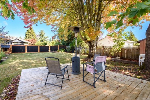 2043 Valley View Dr, Courtenay, BC 