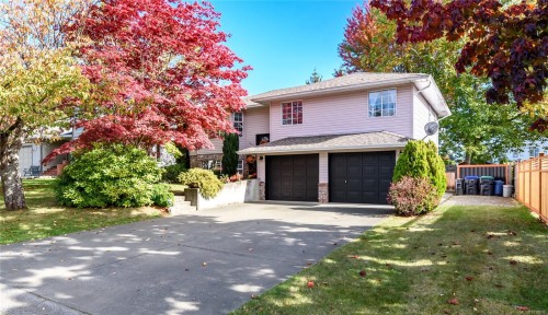 2043 Valley View Dr, Courtenay, BC 