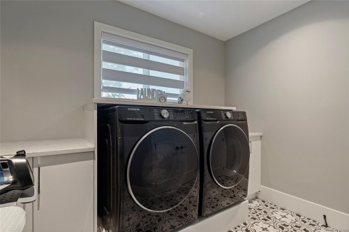 25 Tuzo Crt, View Royal, BC 