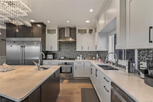 25 Tuzo Crt, View Royal, BC 