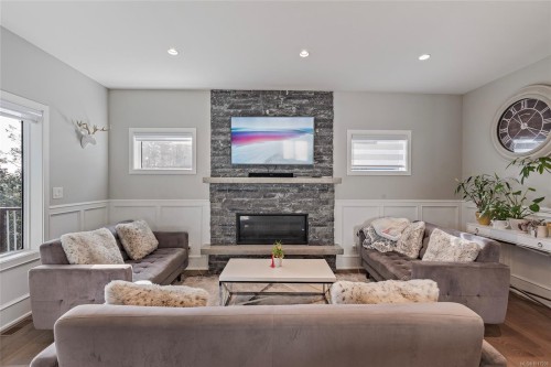 25 Tuzo Crt, View Royal, BC 