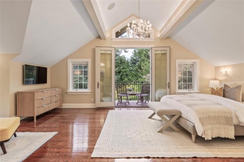 1690 Ash Rd, Saanich, BC 