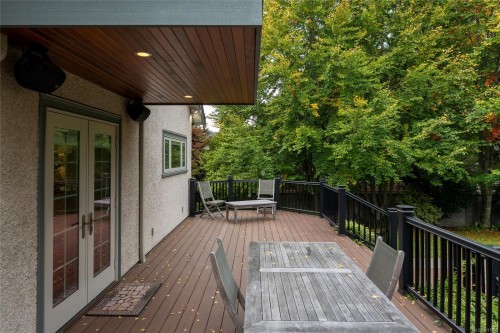 1690 Ash Rd, Saanich, BC 