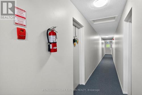 135 Lansdowne Street W, Peterborough (Otonabee Ward 1), ON - Indoor Photo Showing Other Room