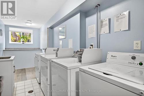 135 Lansdowne Street W, Peterborough (Otonabee Ward 1), ON - Indoor Photo Showing Laundry Room