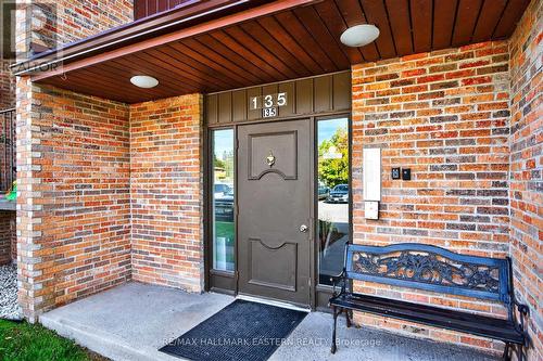 135 Lansdowne Street W, Peterborough (Otonabee Ward 1), ON - Outdoor