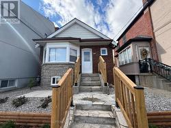 598 OAKWOOD AVENUE  Toronto, ON M6E 2X8