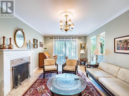 1529 Ballyclare Drive, Mississauga, ON - Indoor Photo Showing Living Room With Fireplace